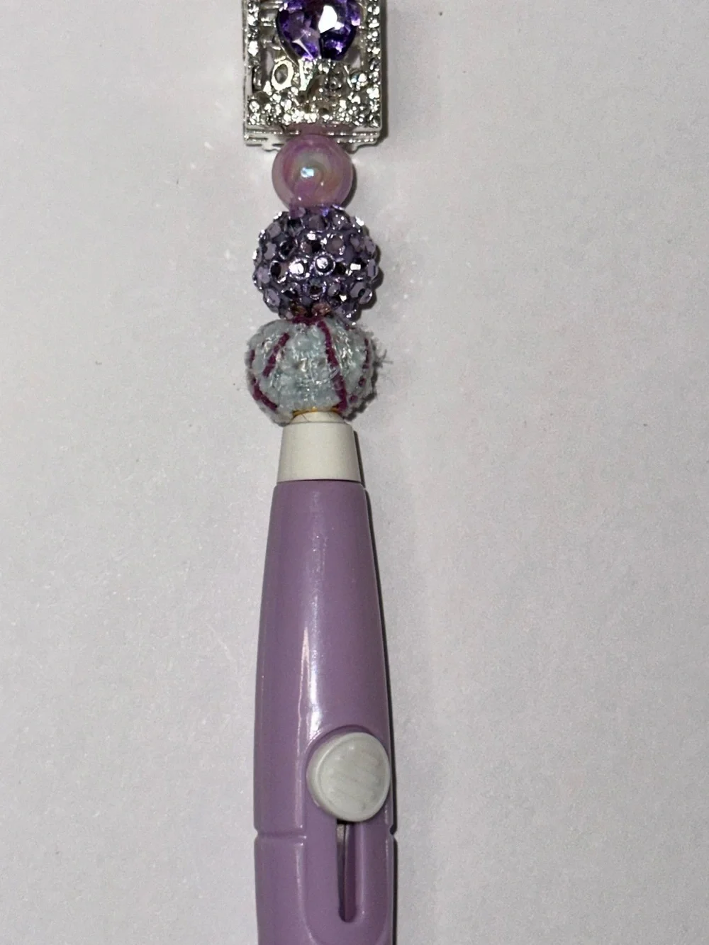 Beaded Lavender Lock-Blade Box Cutter